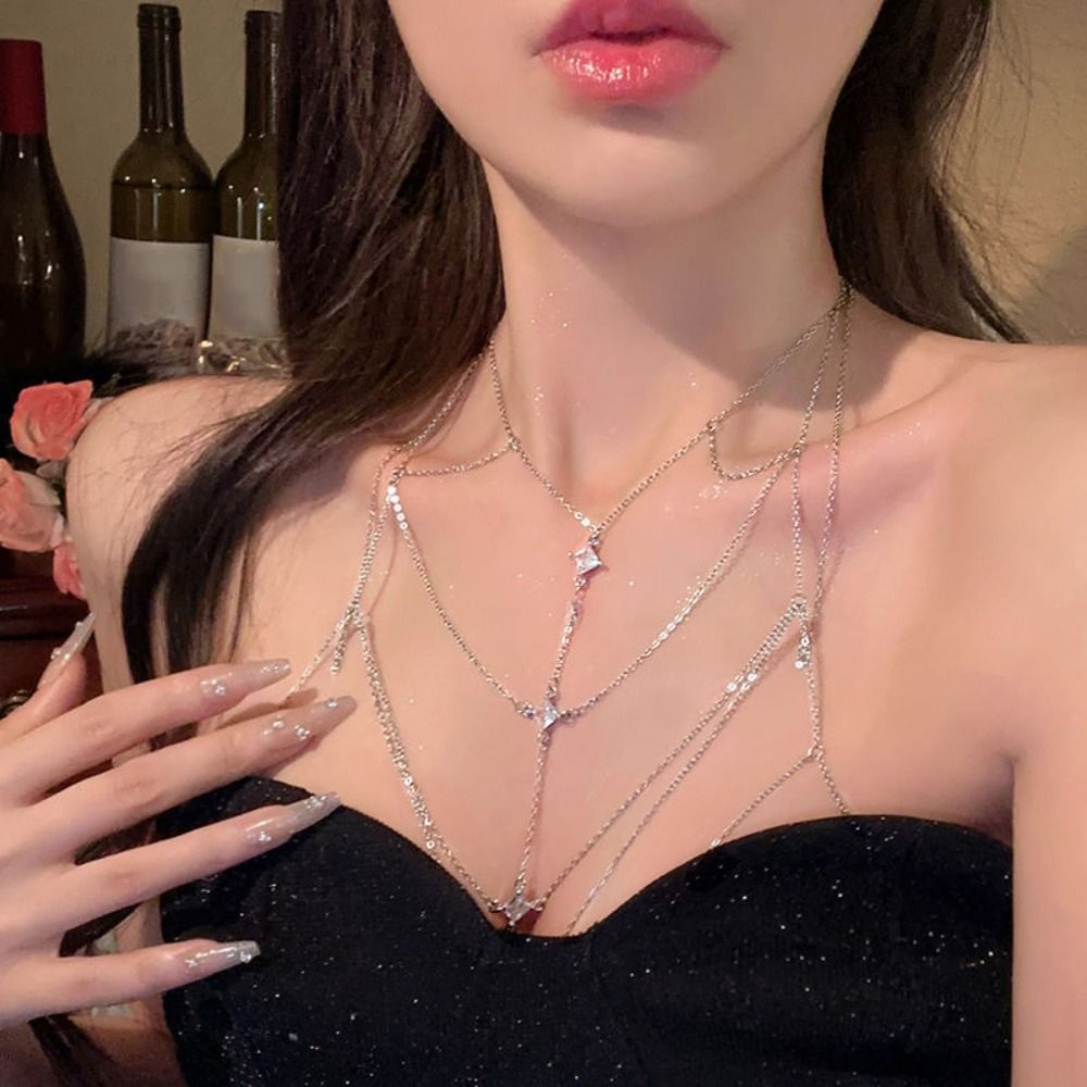 Chaîne de poitrine en strass s - Body Jewelry Luxury avis et prix