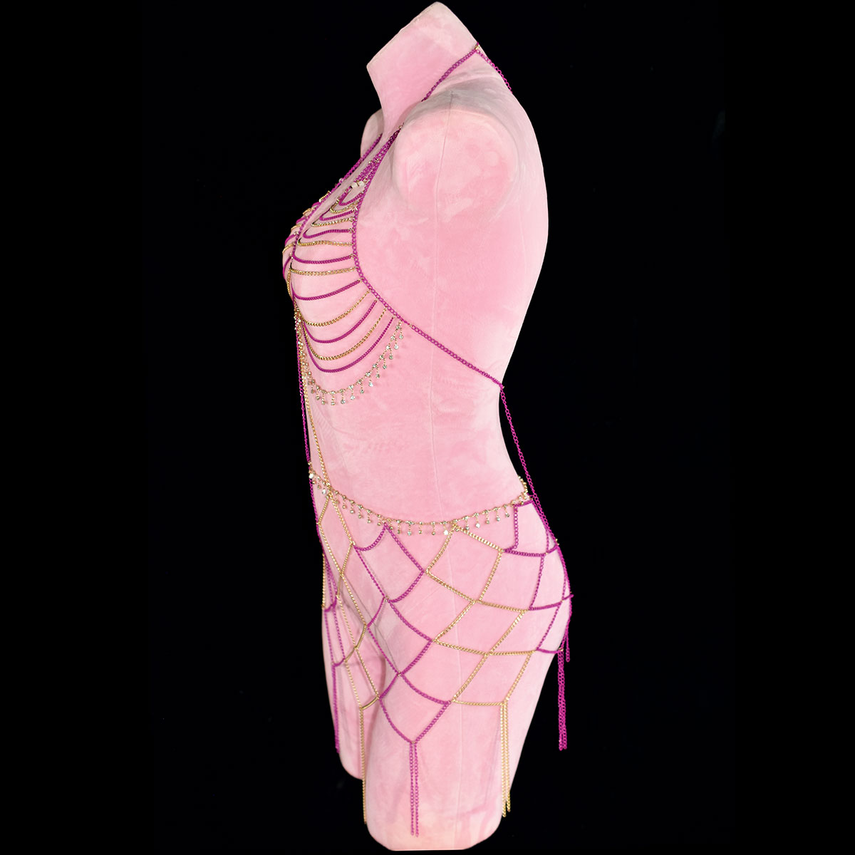 Haut tendance + robe à la tail - Body Jewelry Dress avis et prix