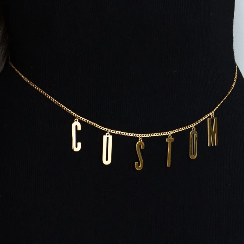 Chaîne de taille personnalisée - Body Jewelry Names avis et prix
