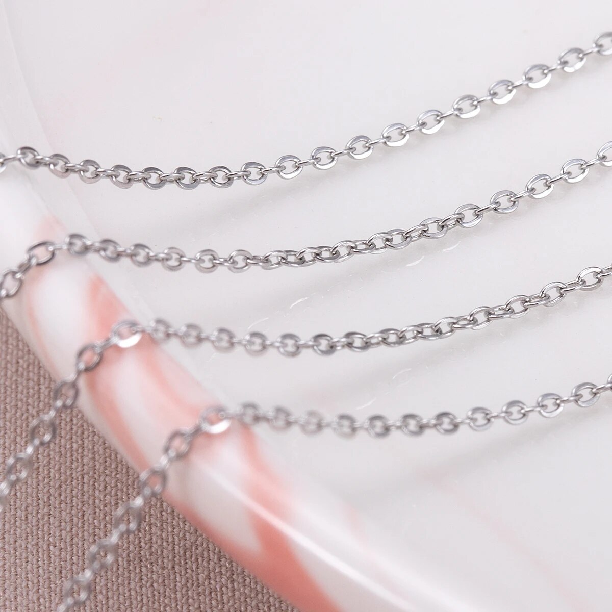 Chaînes fines en acier inoxyda - Body Jewelry For You avis et prix