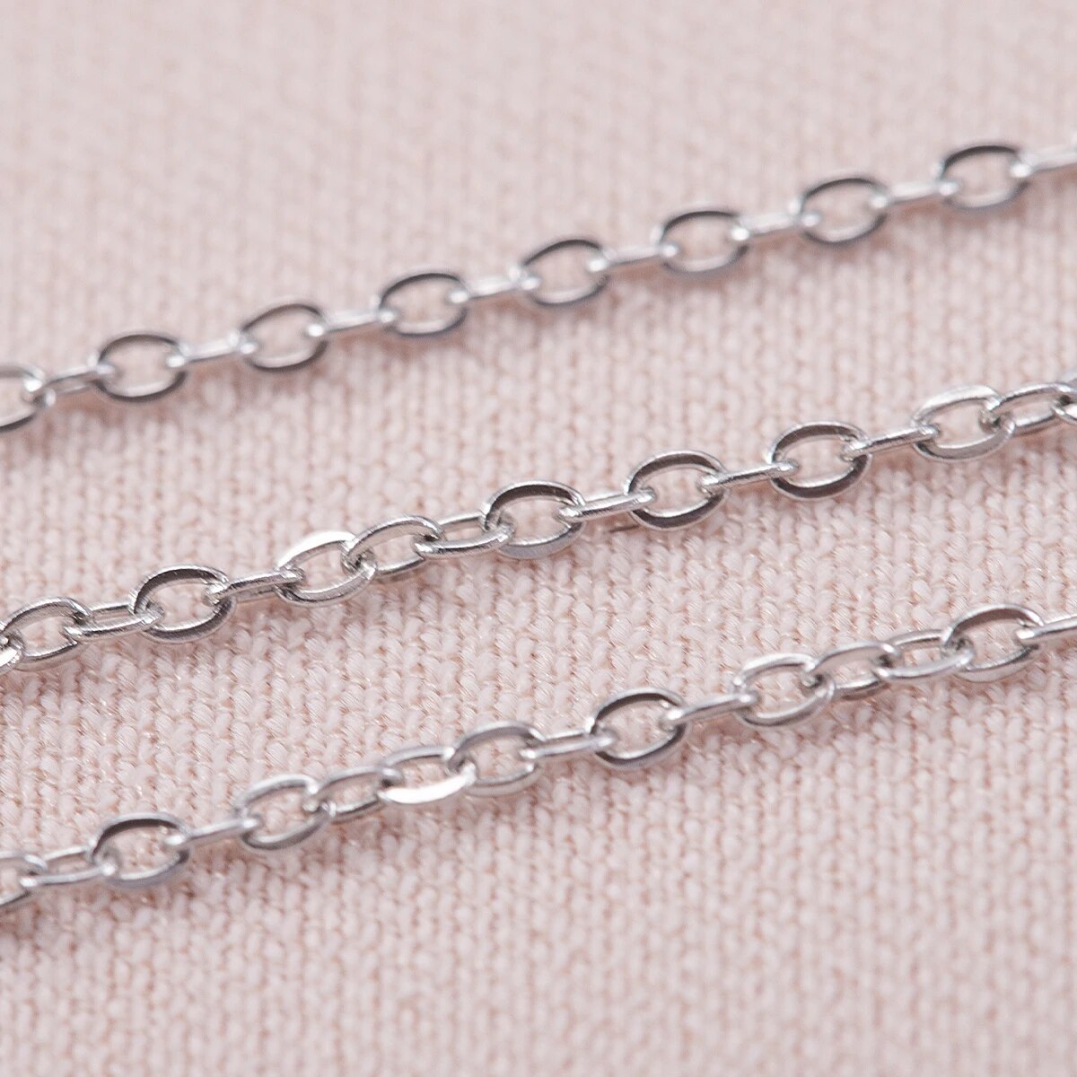 Chaînes fines en acier inoxyda - Body Jewelry For You avis et prix