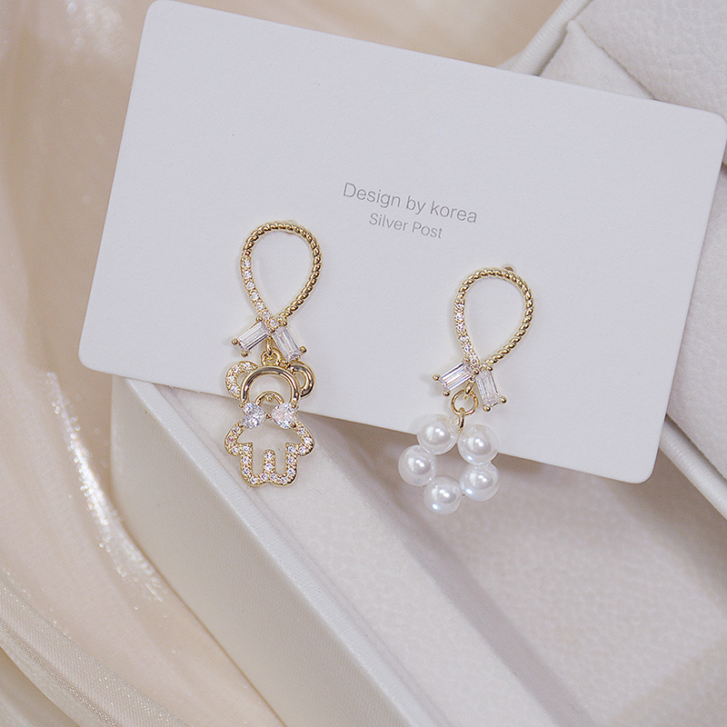 Boucle d'oreille en cristal de - Body Jewelry Diamond avis et prix